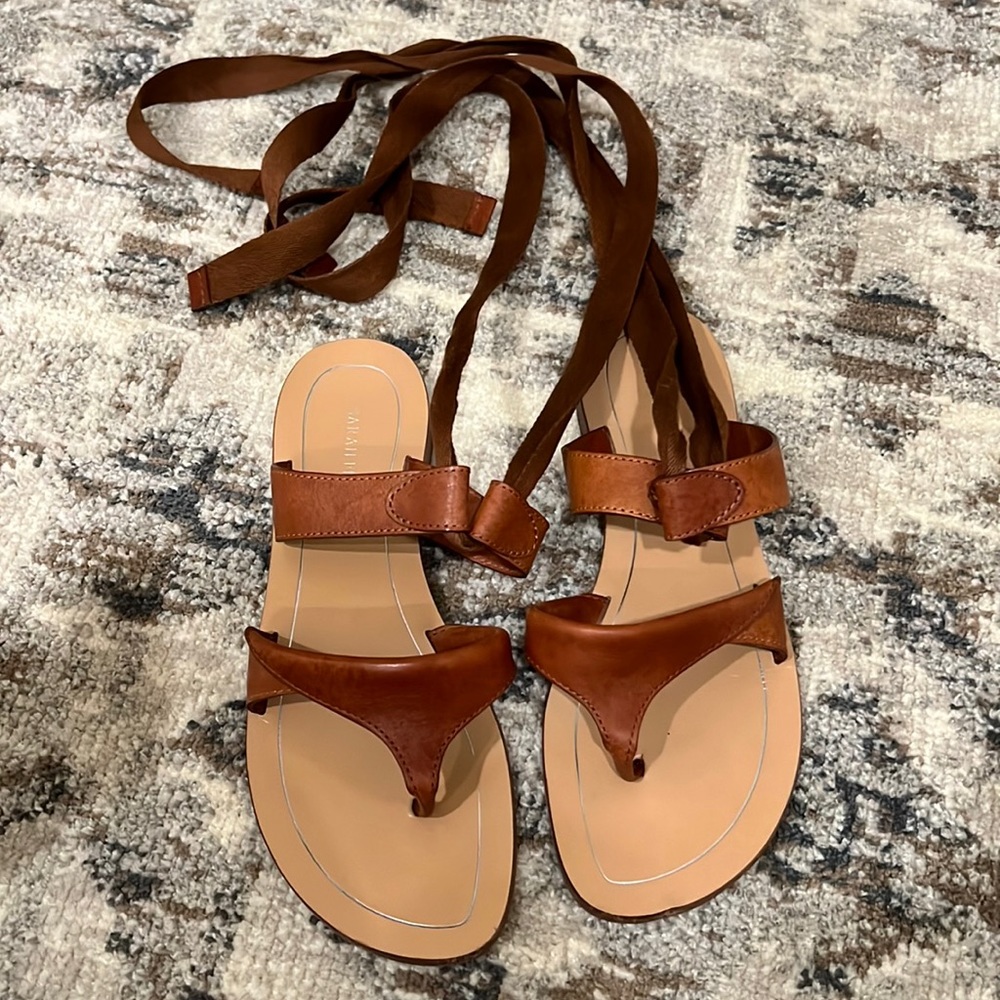 Sarah Flint Grear sandal.